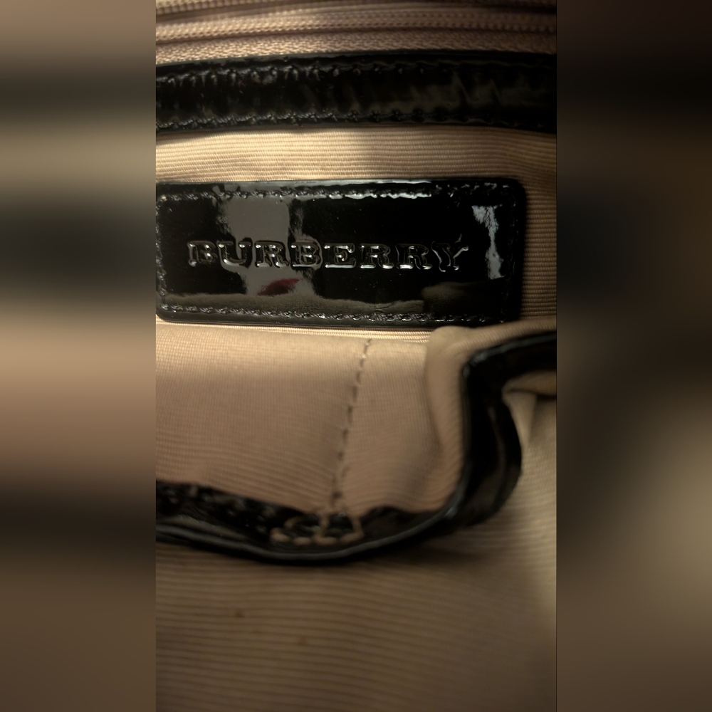 Burberry Crossbody Bag - Picture 6 of 9